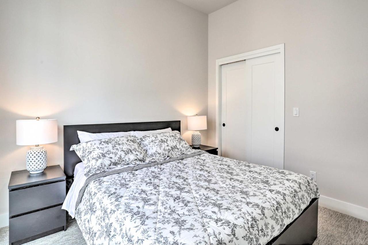 Trendy Denver Townhome - Walk To Mile High Stadium Extérieur photo