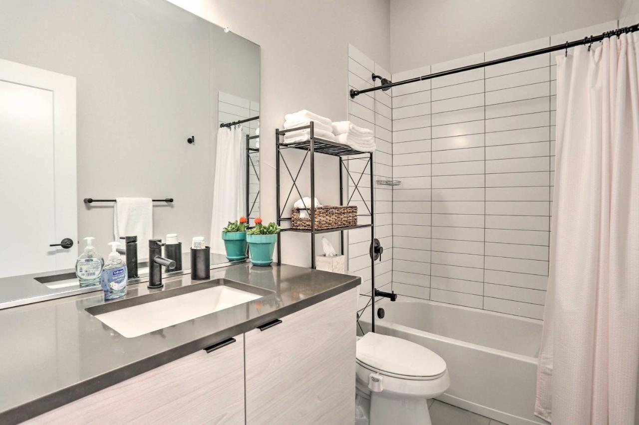 Trendy Denver Townhome - Walk To Mile High Stadium Extérieur photo